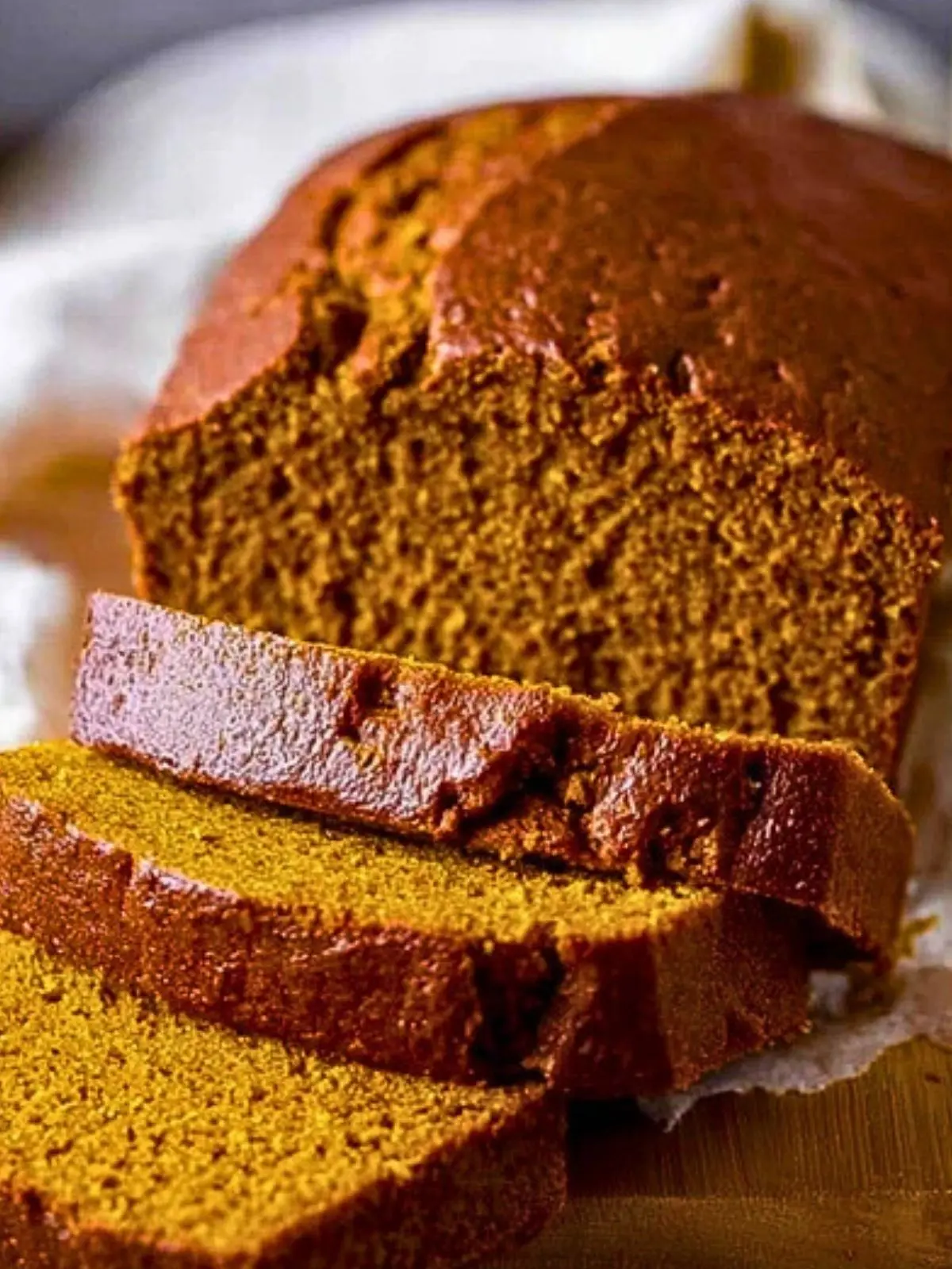 Easy Homemade Pumpkin Bread (1)