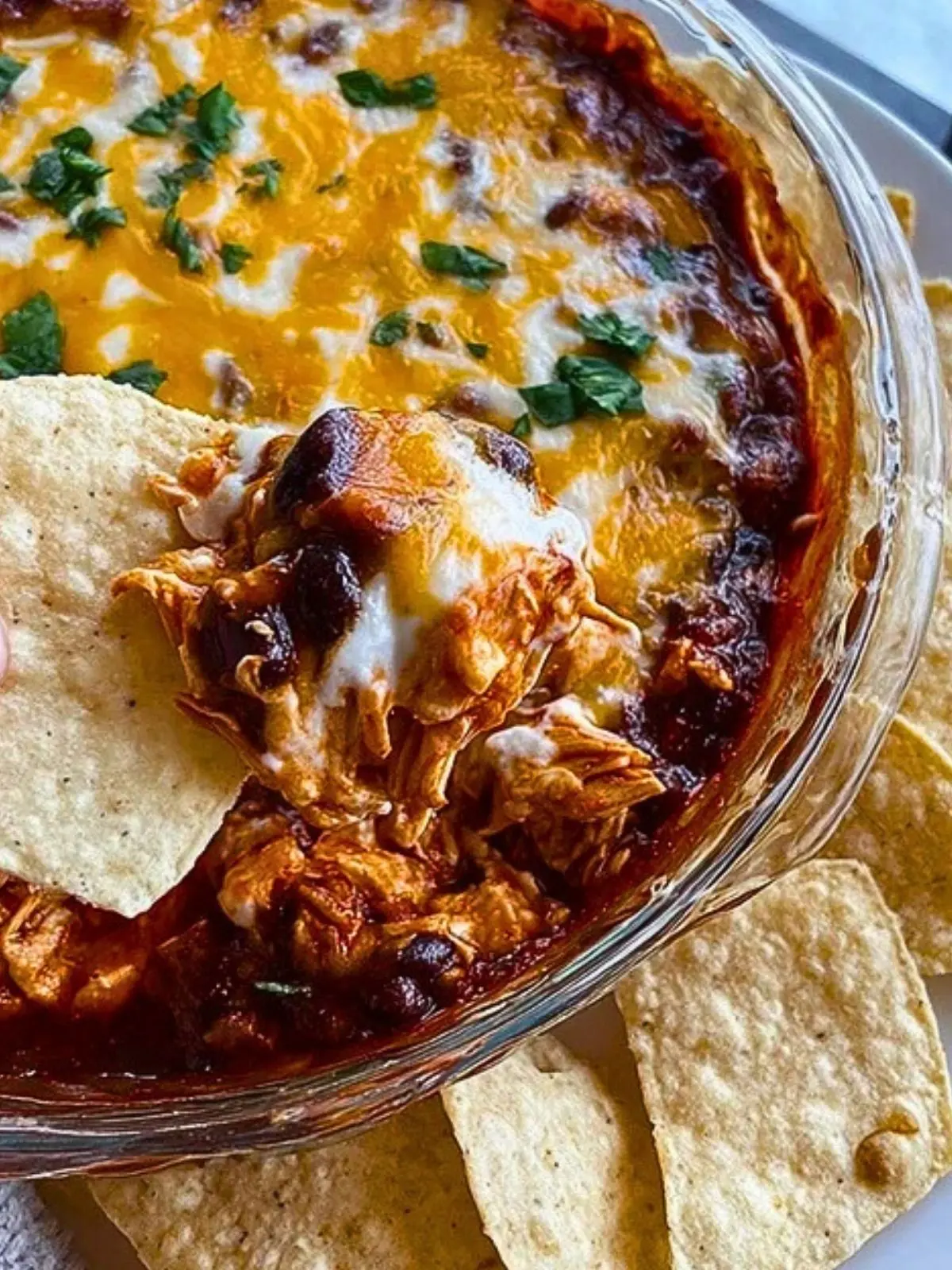 Easy Hot Cream Cheese Chili Dip (1)